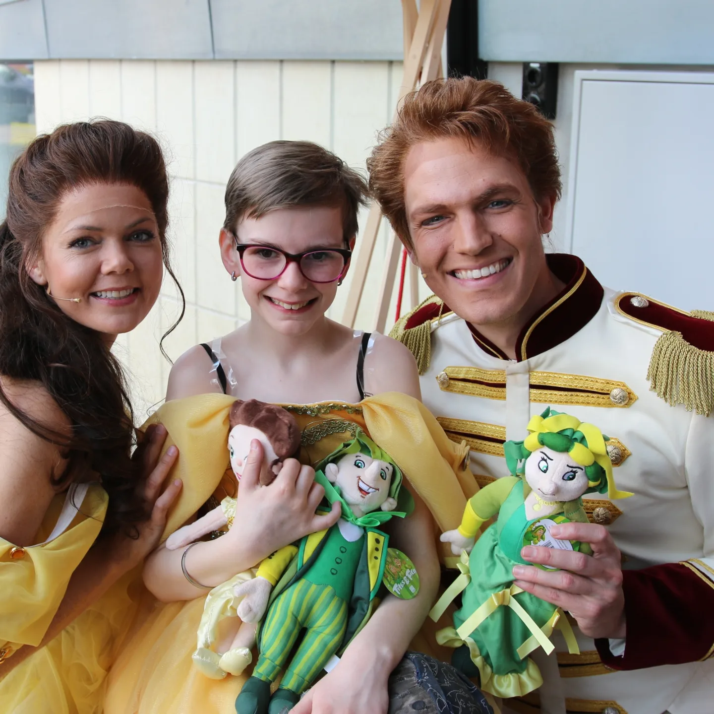 Idara Lach voor een DAg met Belle en het Beest